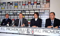 Pro Vercelli , presentato l’ex Camolese: “Finalmente torno ad allenare”