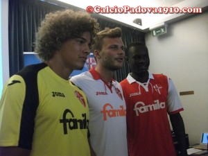 Feltscher, Trevisan e Babacar: Presentazione nuove maglie Calcio Padova Joma 2012/2013