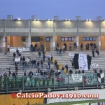 I tifosi ospiti del Cesena festeggiano il pareggio