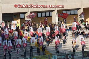 Tifosi del Cittadella coreografia pre gara